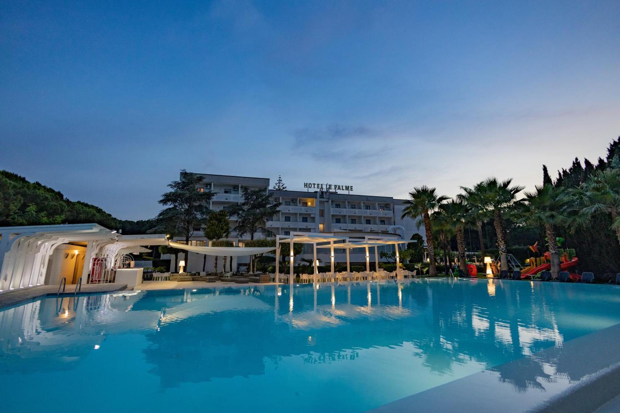 Hotel Le Palme เพสตุม ภายนอก รูปภาพ
