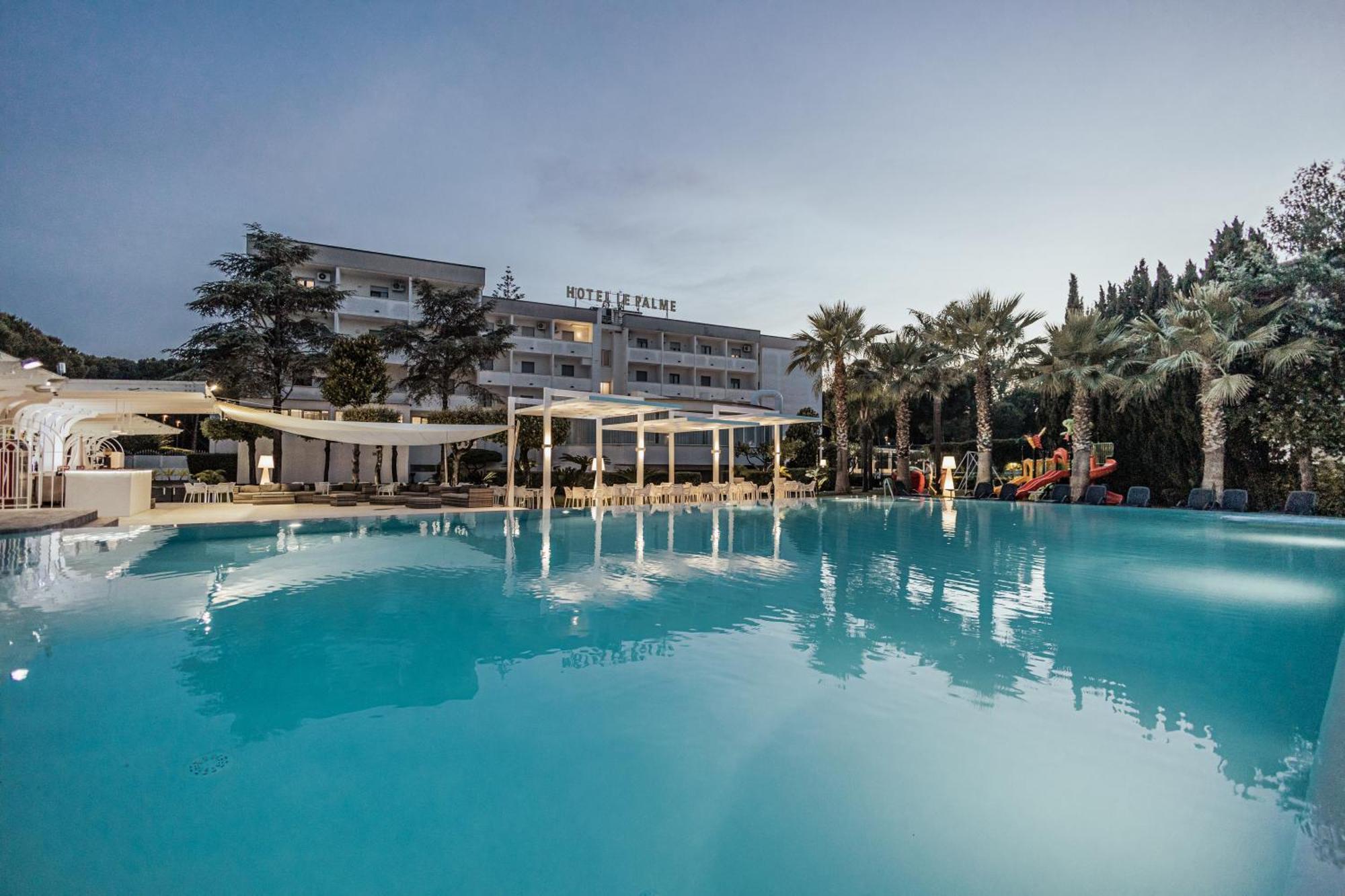 Hotel Le Palme เพสตุม ภายนอก รูปภาพ