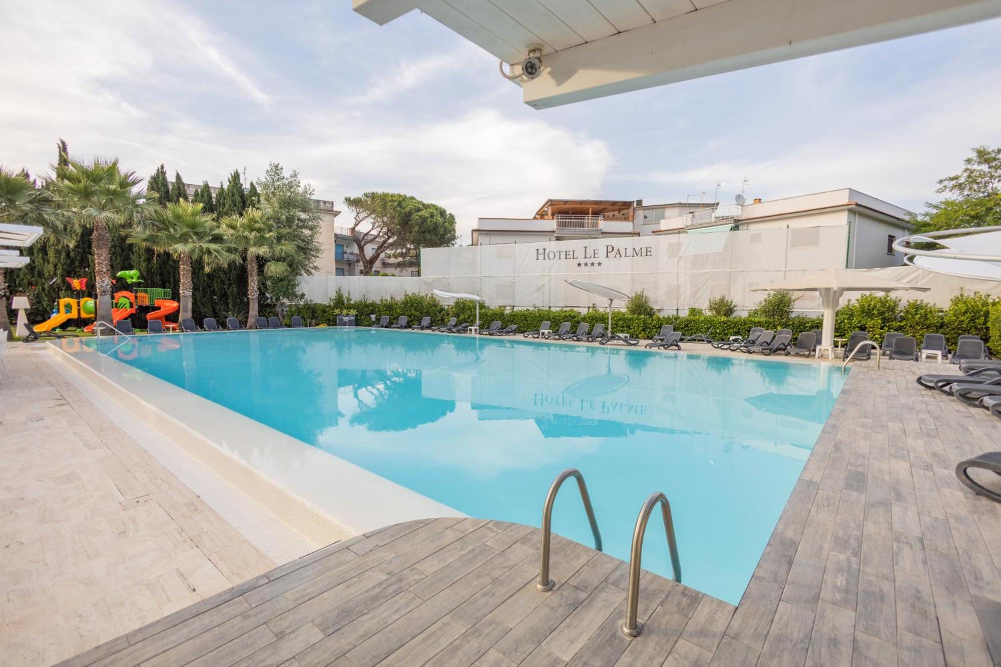 Hotel Le Palme เพสตุม ภายนอก รูปภาพ
